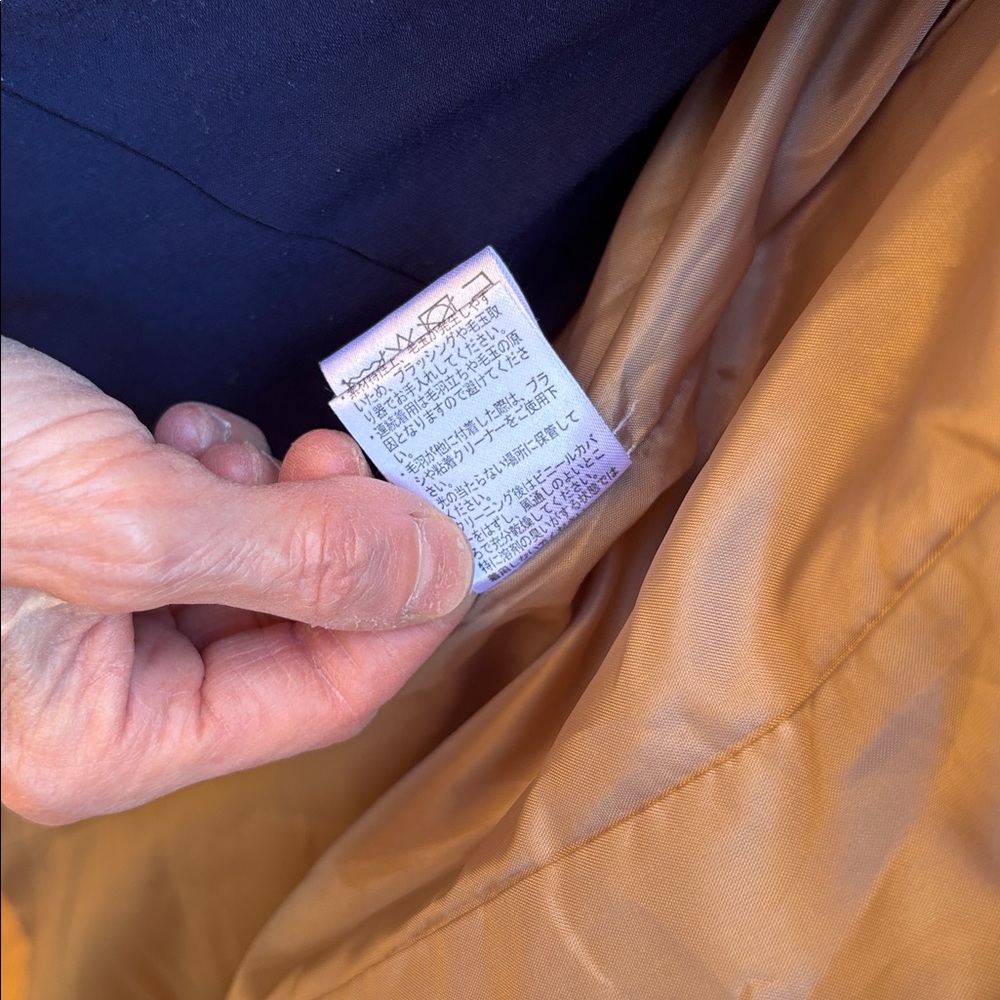 Stylish Tan Belted Coat stunning cashmere wool - Picture 8 of 9